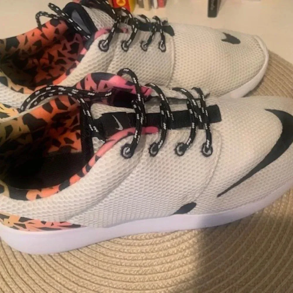 Nike Roshe One FB (GS)‎ Running Trainers